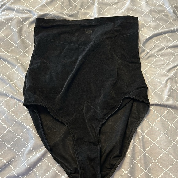 Set of 3 Shapewear pieces - Picture 6 of 7